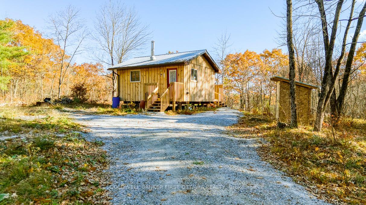 Property Photo: 2062 Cross Road ON K0H 2B0