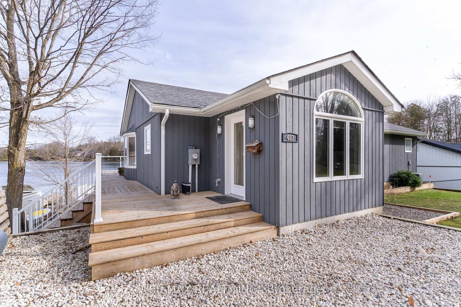 Property Photo: 487 Lake Rosalind Rd 4 Road ON N4N 3B9