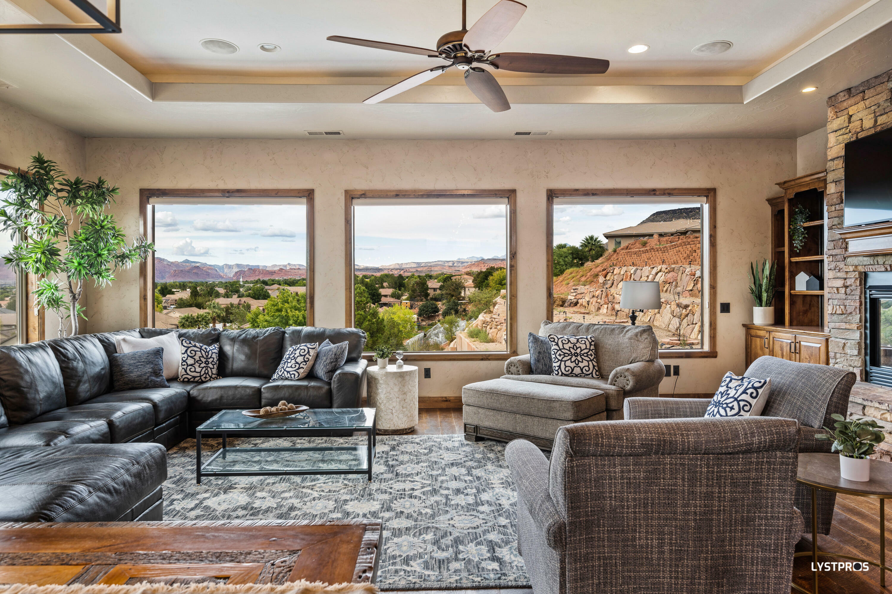 Property Photo: 1210 W Indian Hills #27 UT 84770