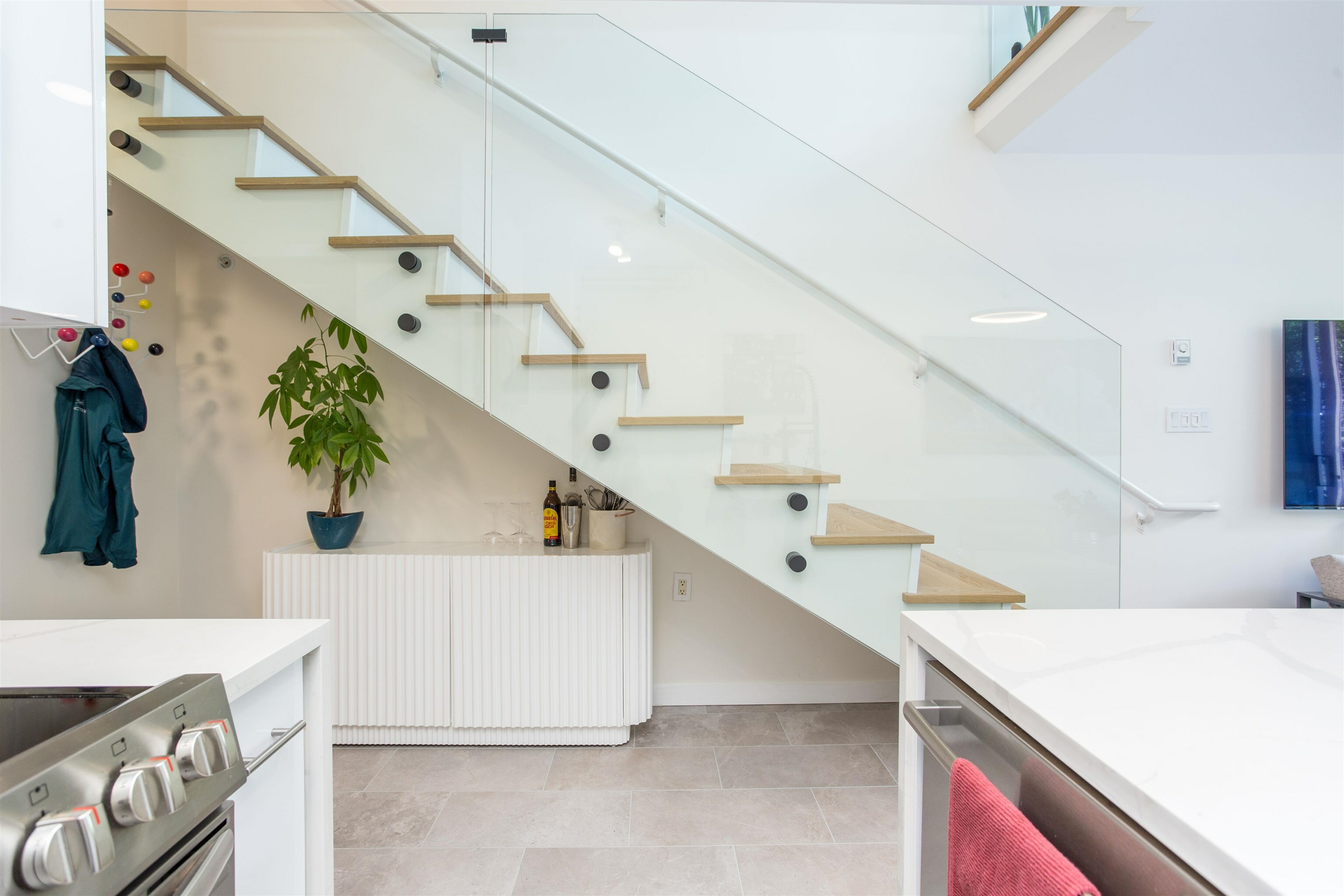 Property Photo:  610 Granville Street 419  BC V6C 3T3 