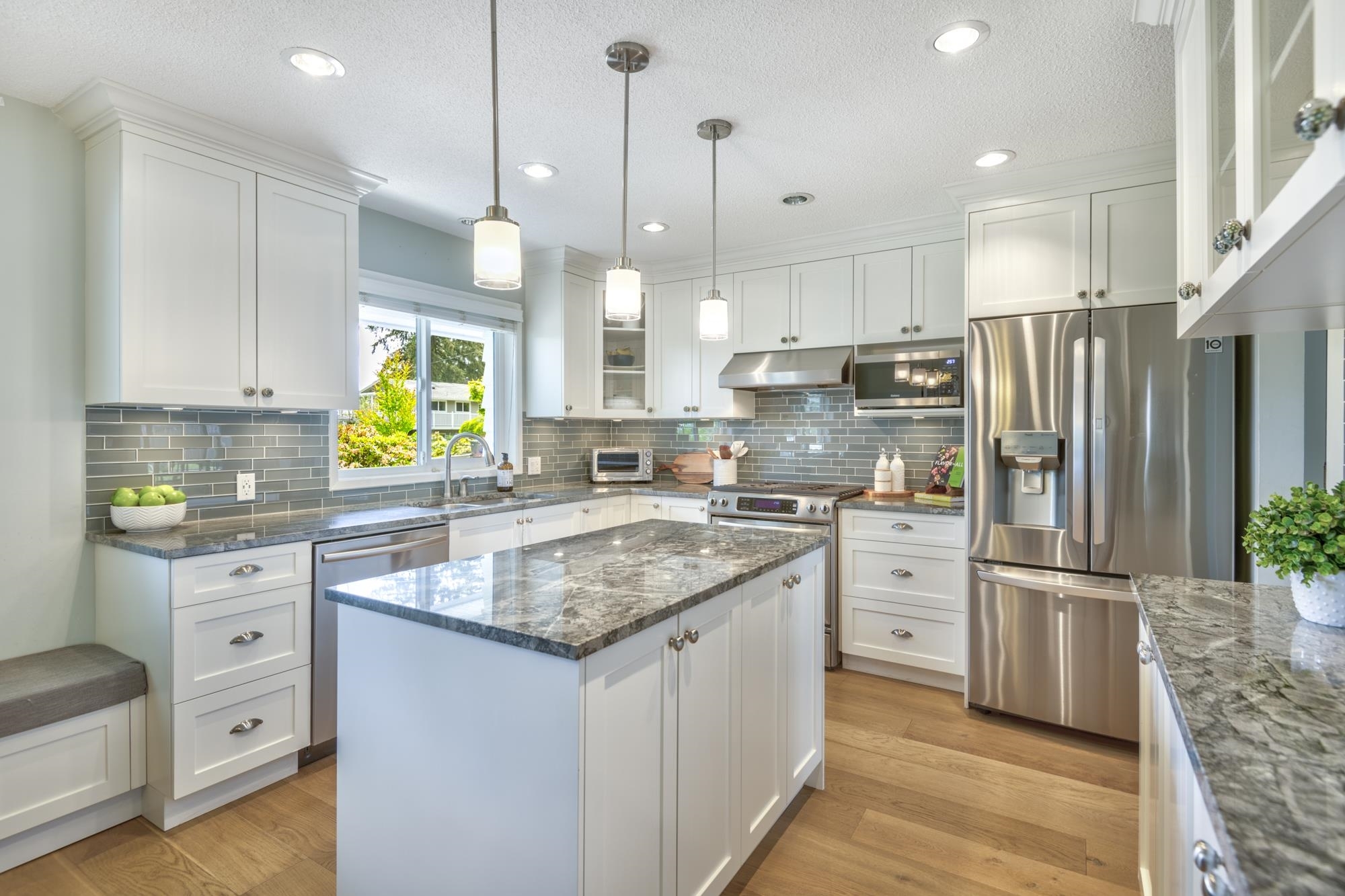 Property Photo: 2283 Kugler Avenue BC V3K 2S8