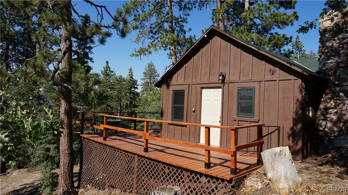 Property Photo: 75 Metcalf Creek Trail CA 92315