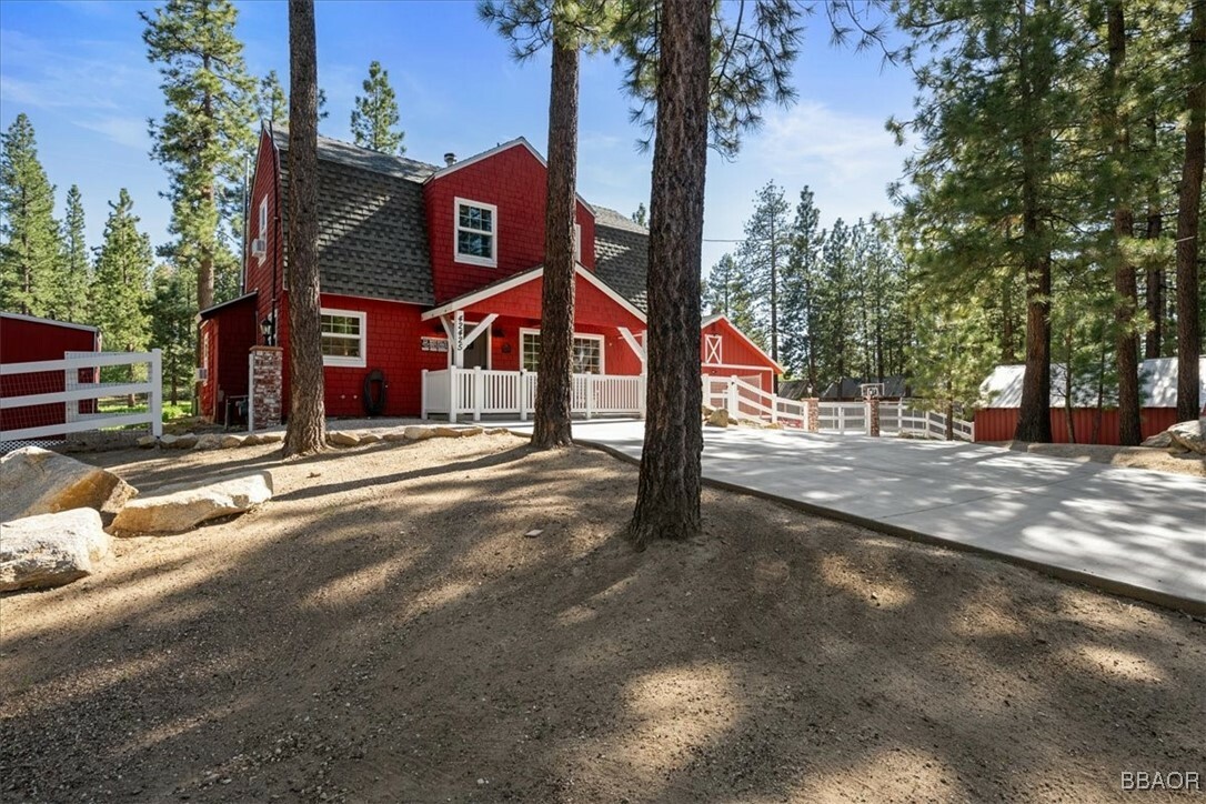 Property Photo: 42425 Fox Farm Road CA 92315
