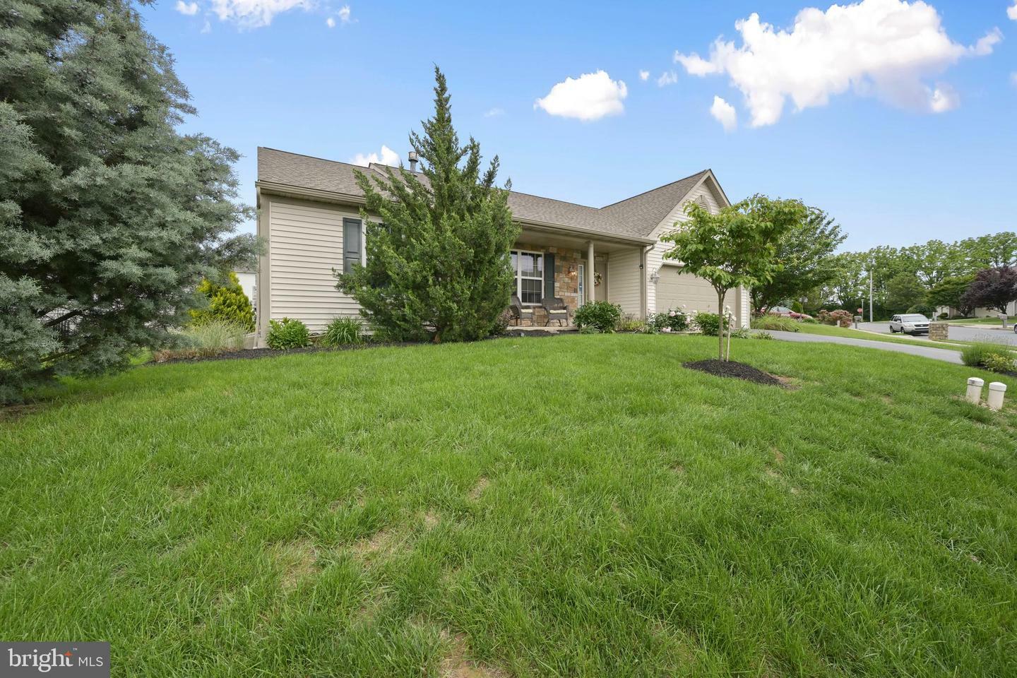 Property Photo: 1009 Rosebud Street PA 19605