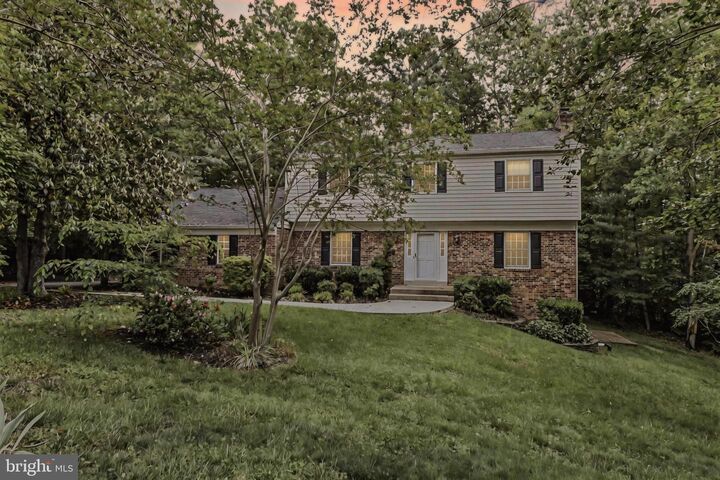 8504 Shadeway Place  Springfield VA 22153 photo