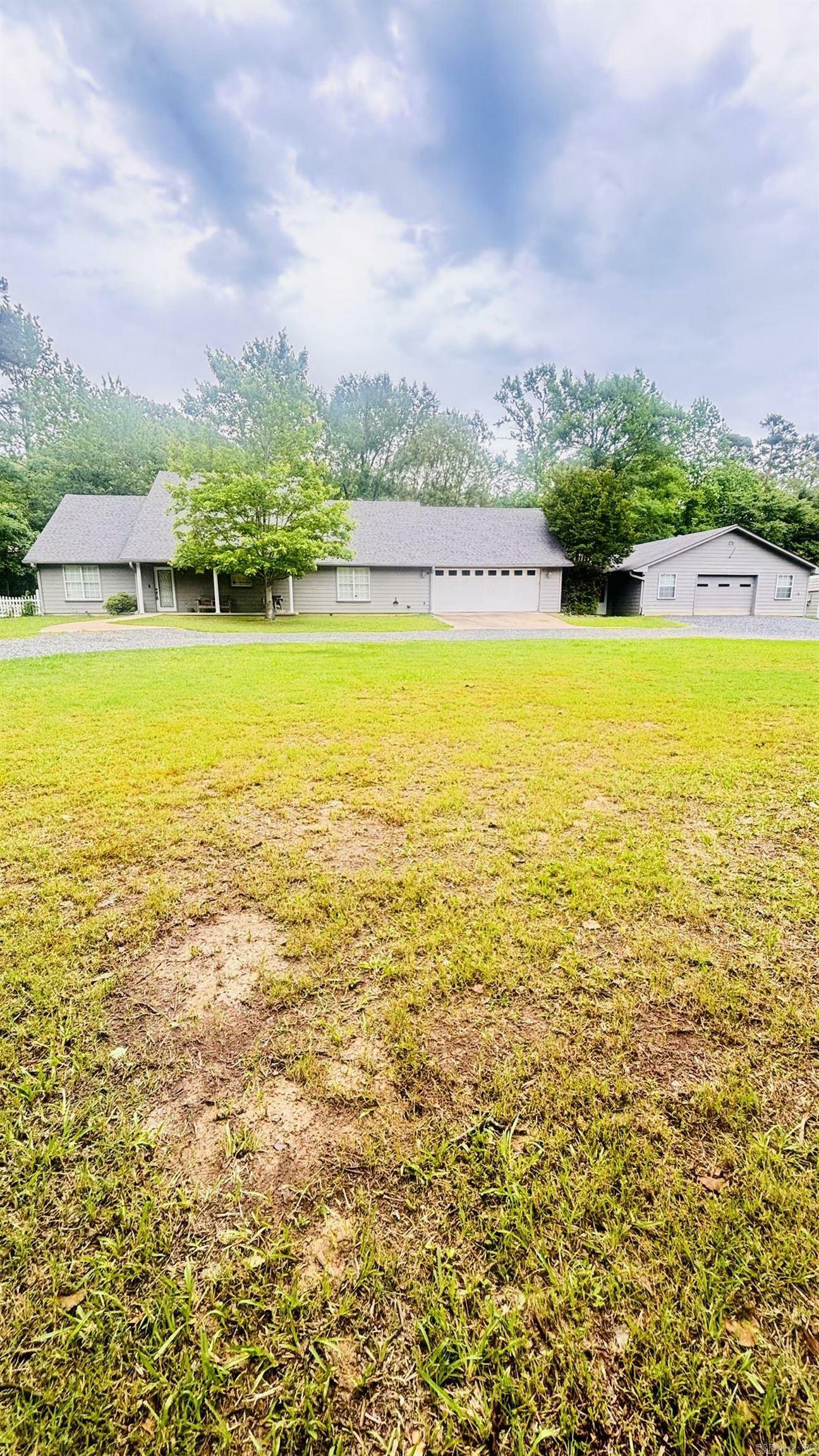 Property Photo: 1516 Wildwood AR 71953
