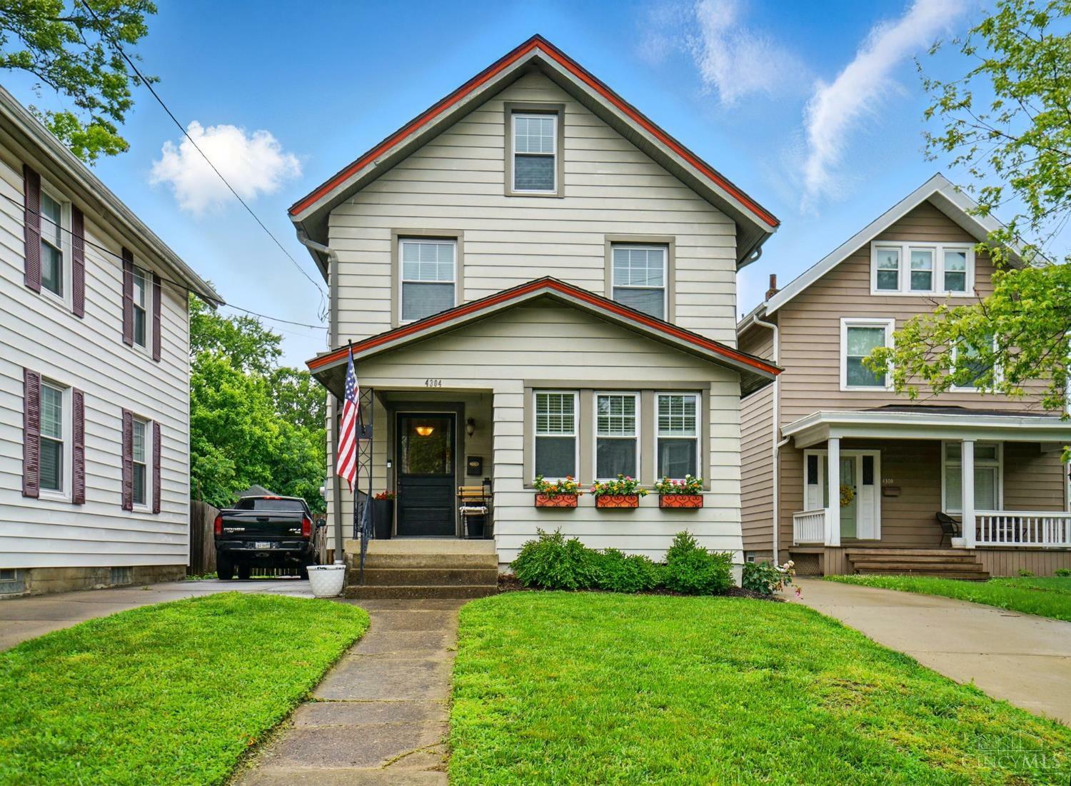 Property Photo: 4304 Smith Road OH 45212