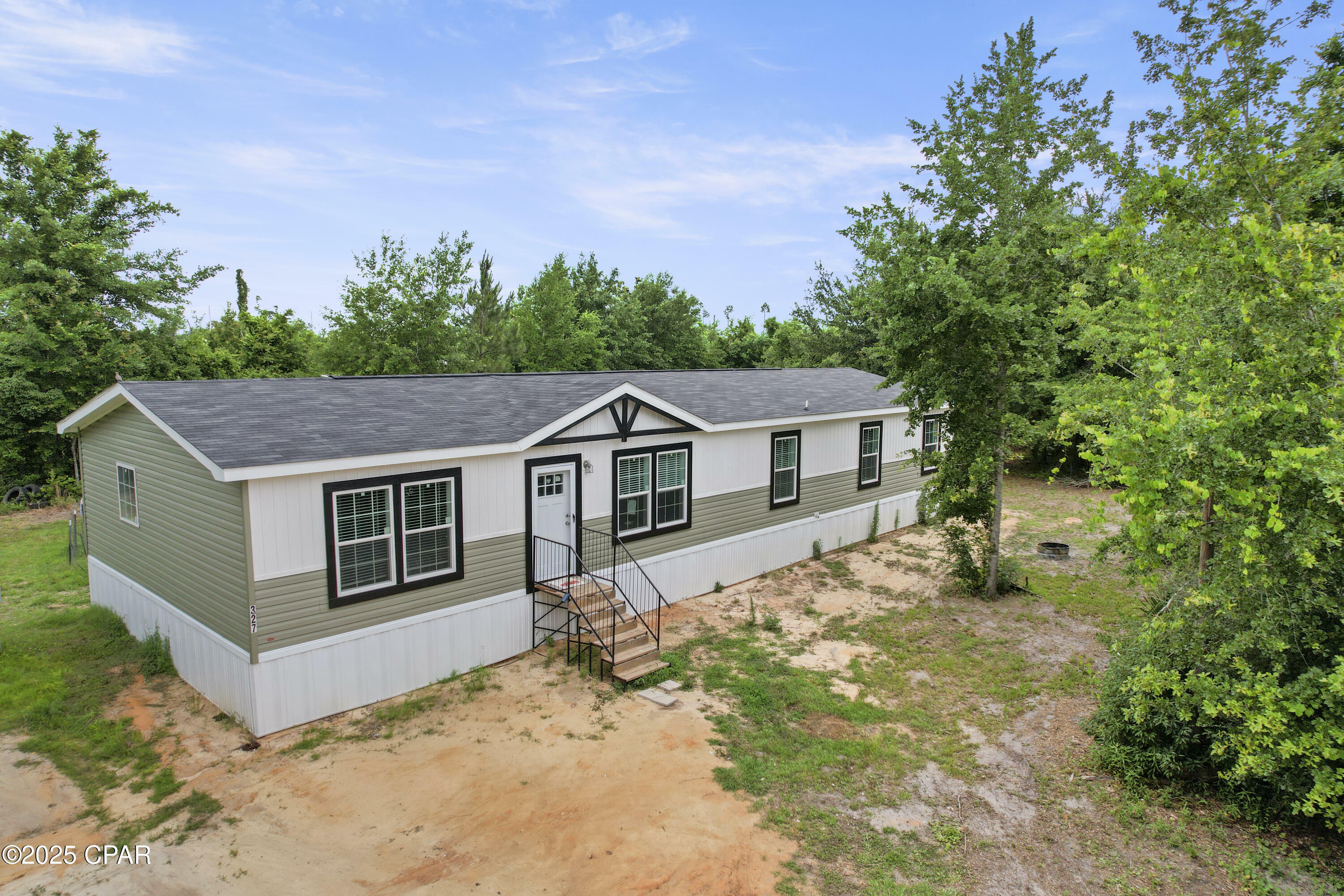 Property Photo: 327 N Berthe Avenue FL 32404