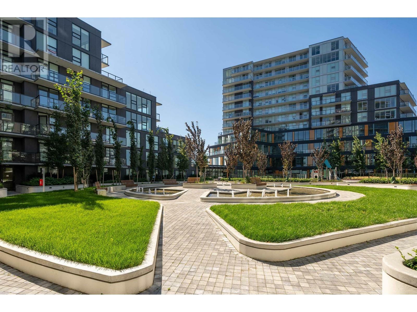 Property Photo:  6655 Buswell Street 408  BC V6Y 0M4 
