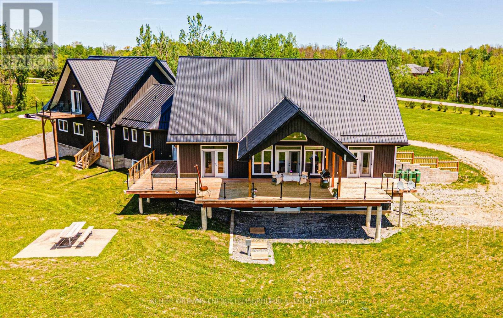 Property Photo: 44 Ball Point Road ON K0M 2C0