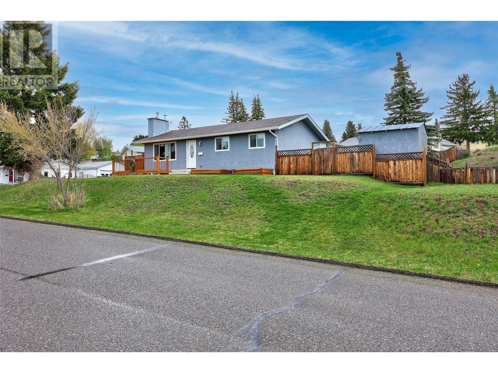 Property Photo: 423 Opal Drive BC V0K 1W0