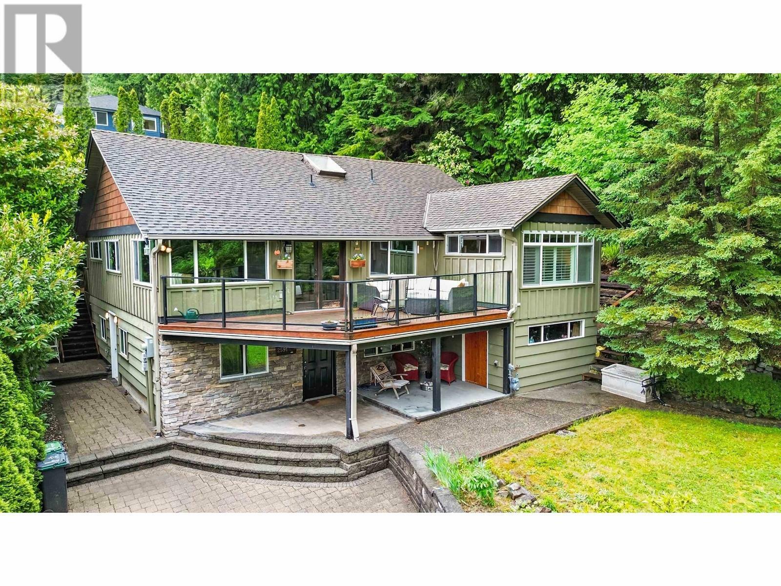 Property Photo: 2591 Caledonia Avenue BC V7G 1T8