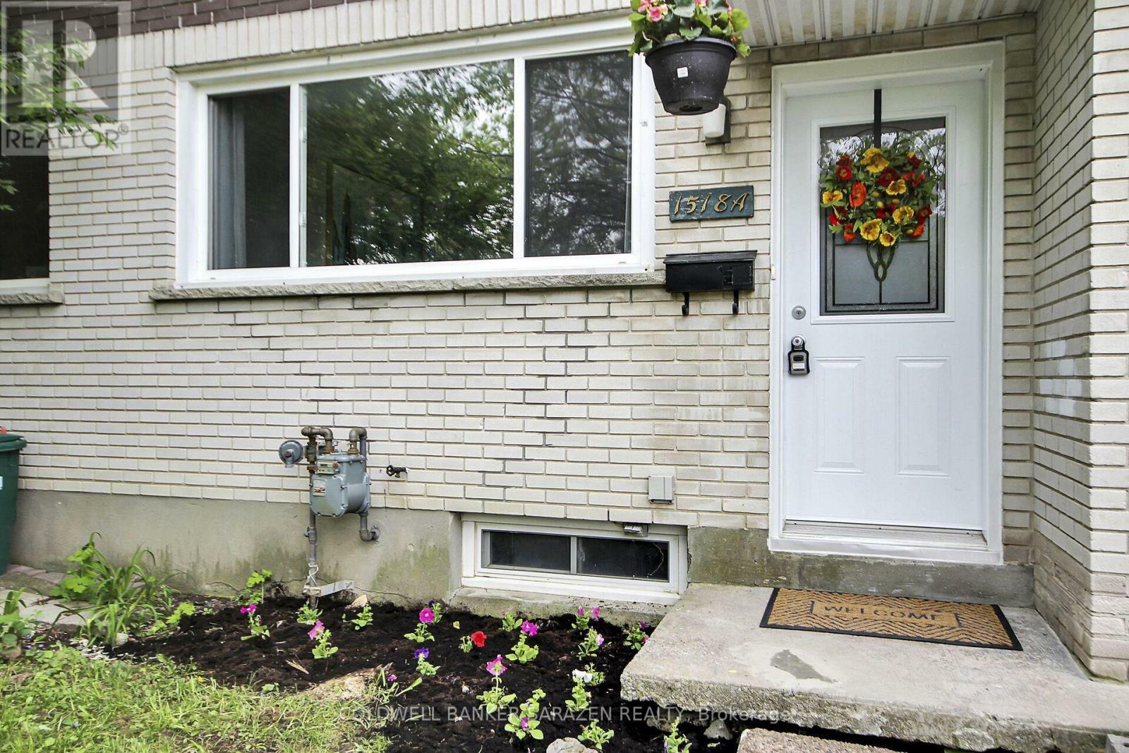 Property Photo: 1518A Lepage Avenue ON K1Z 8C9