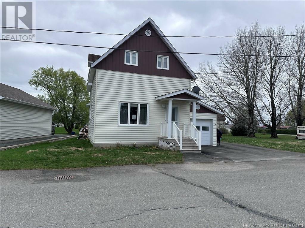 Property Photo: 13 Rue Violette NB E7E 1Z8