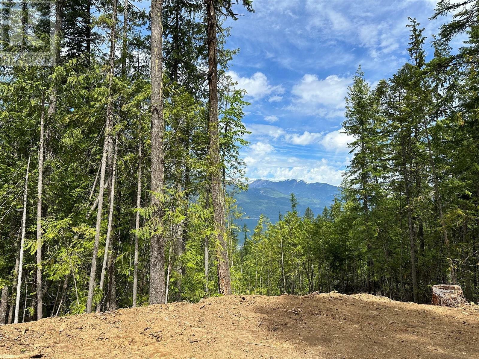 Photo de la propriété:  Lot 1 Riondel Road  BC V0B 2B0 