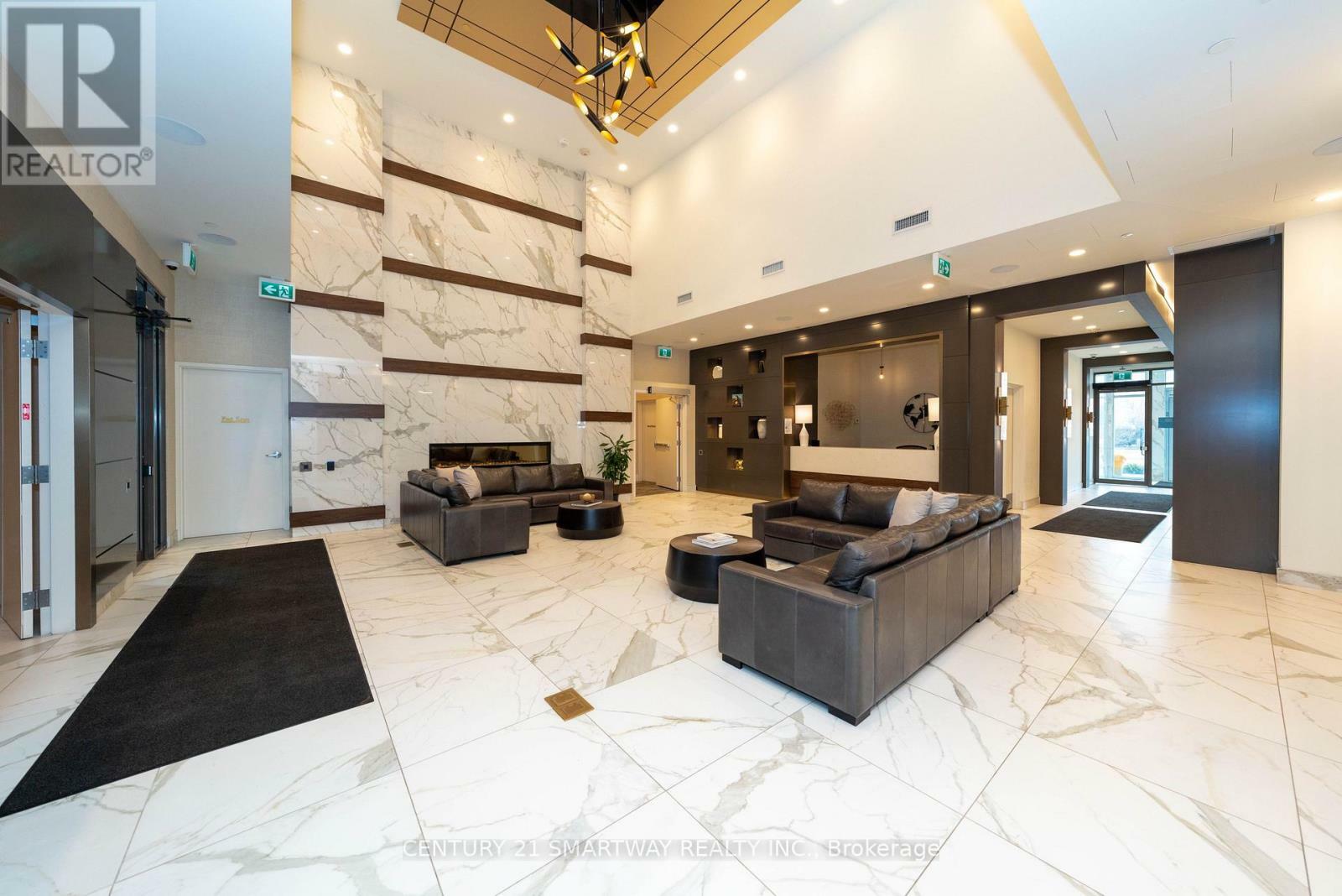 Property Photo:  1050 Main Street 909  ON L9T 9M3 