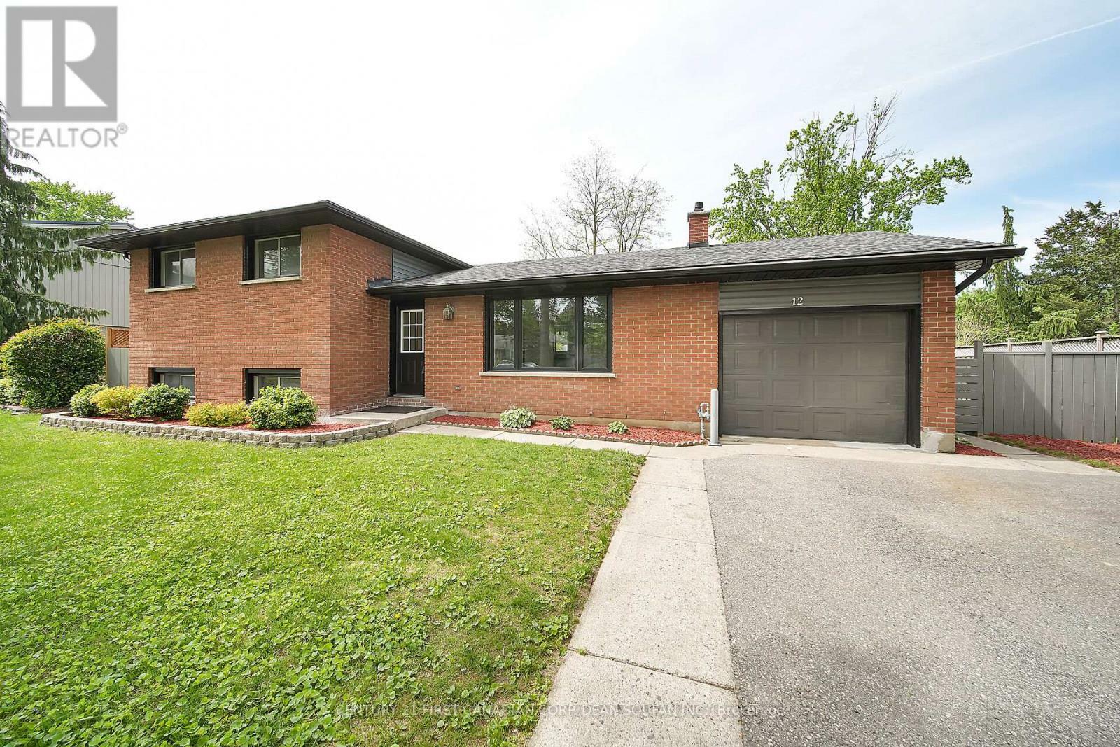 Photo de la propriété: 12 Field Road ON N6P 1C5