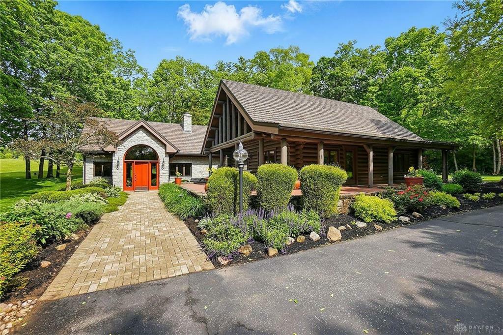 Property Photo: 508 E Lower Springboro Road OH 45066
