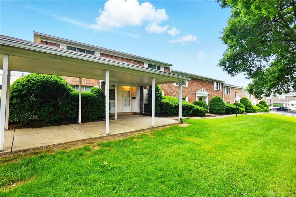 Property Photo: 765 Clareridge Lane OH 45458
