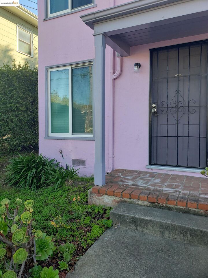 Property Photo: 1408 Berkeley Way CA 94702