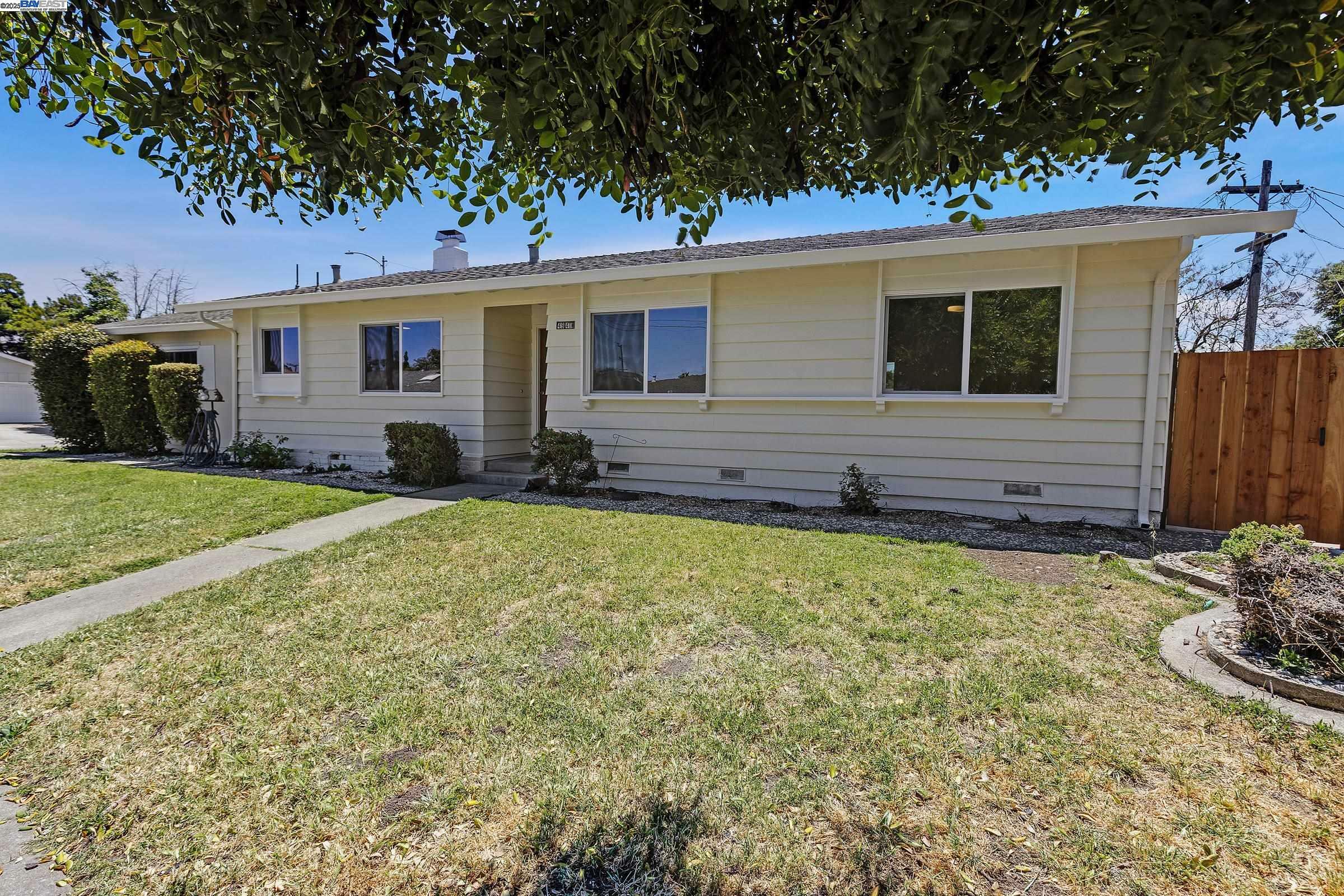 Property Photo: 4940 Omar St CA 94538