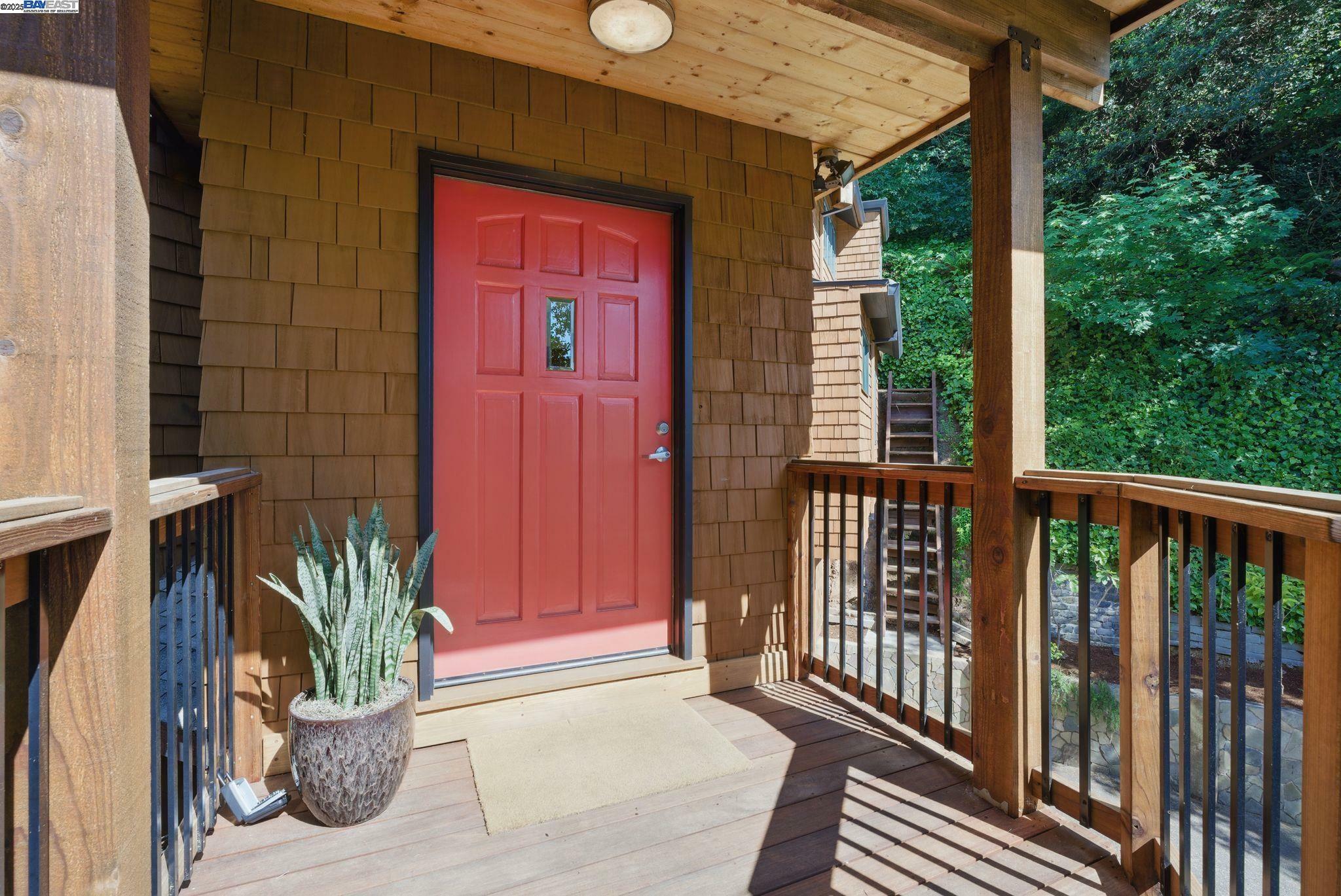 Property Photo: 7380 Claremont Ave CA 94705