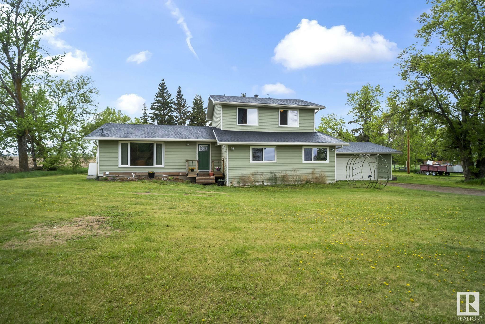 Property Photo: 58018 Rr245 AB T0G 1L2