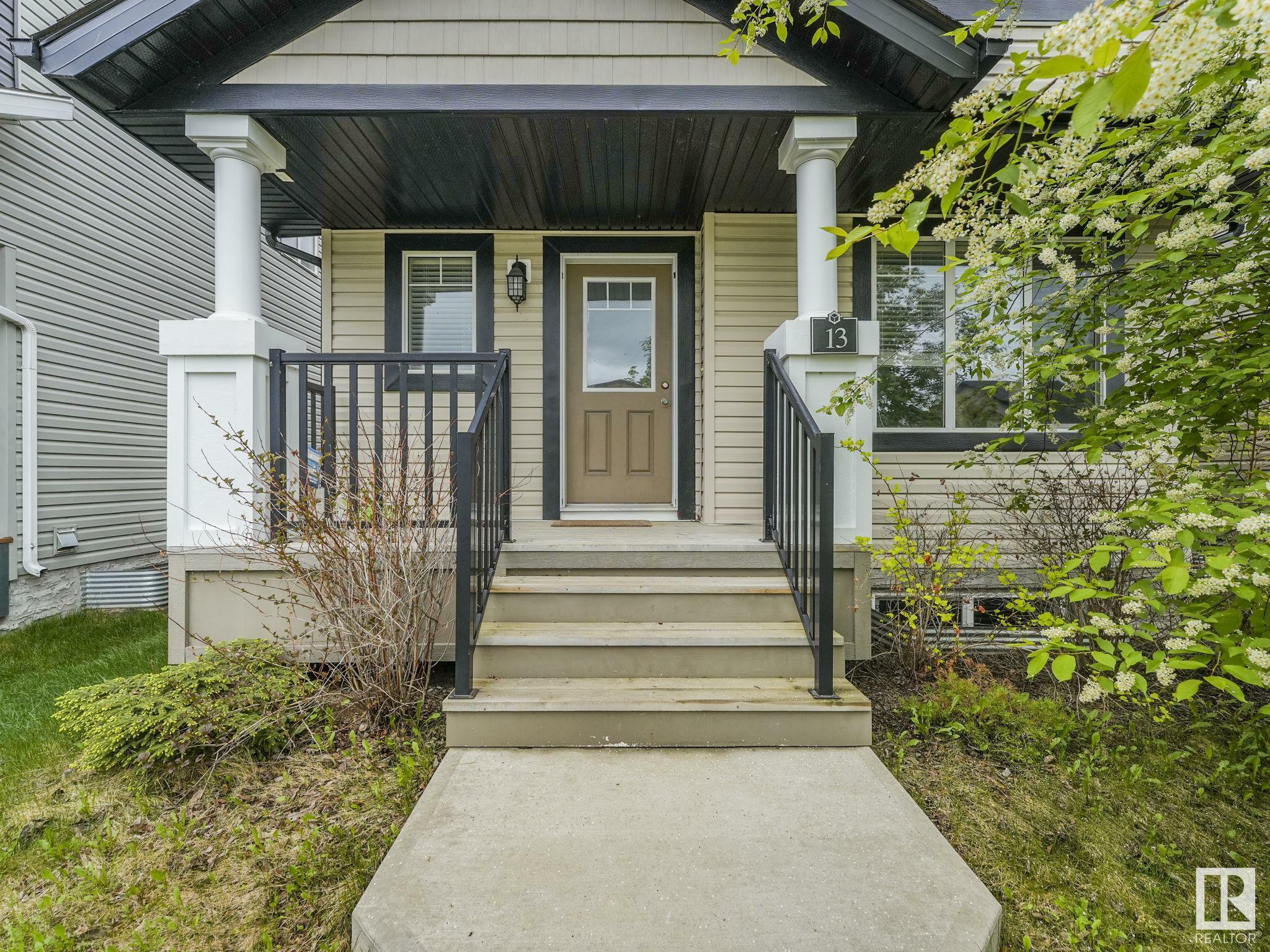 Property Photo: 13 Santana Crescent AB T8L 0N7