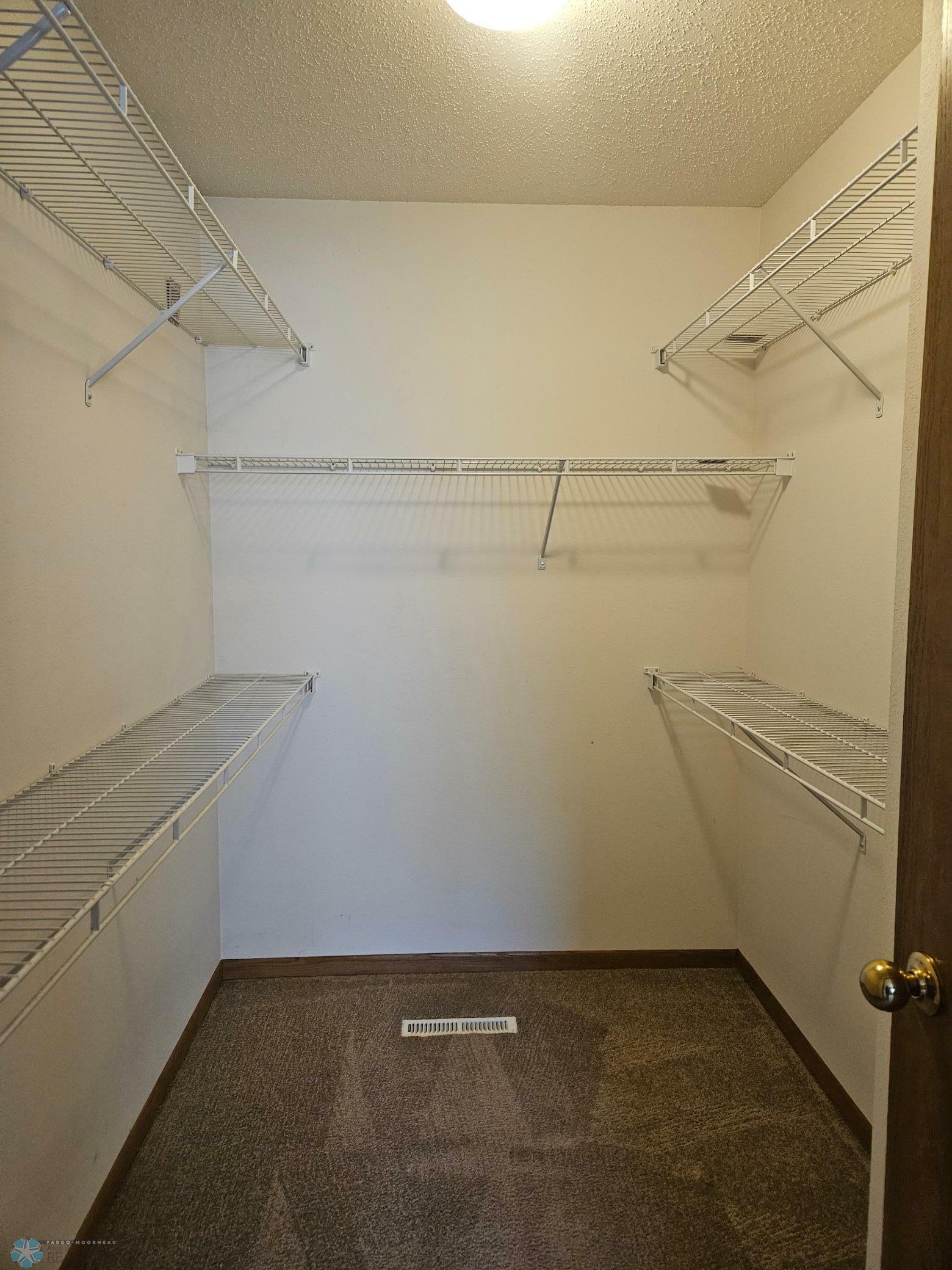 Property Photo: 4772 Townsite Pl S ND 58104