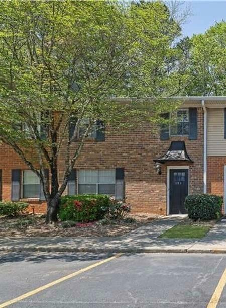 Property Photo: 191 Northdale Place GA 30046