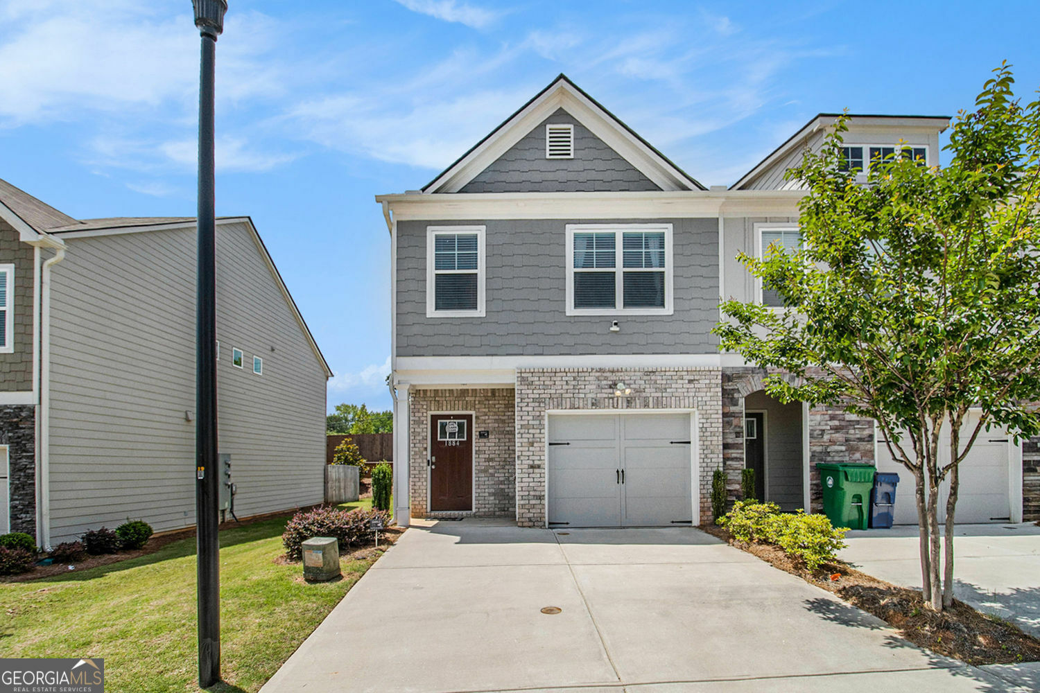Property Photo: 1884 Plainsboro Drive GA 30058