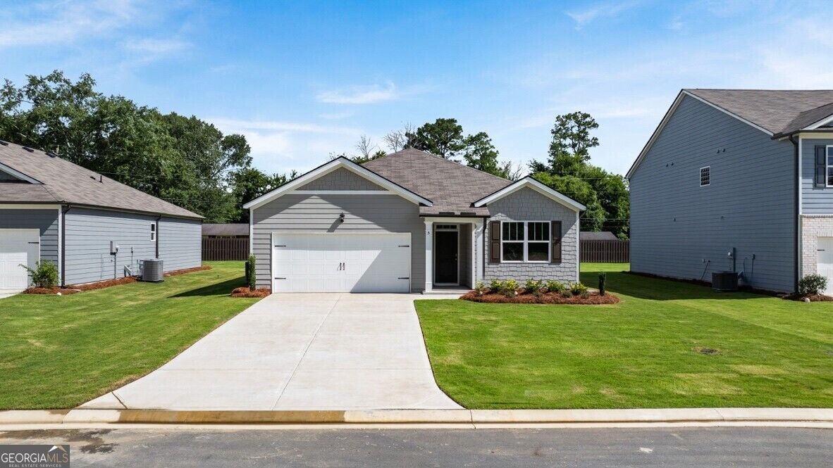 Property Photo:  5 Coggins Place  GA 30165 