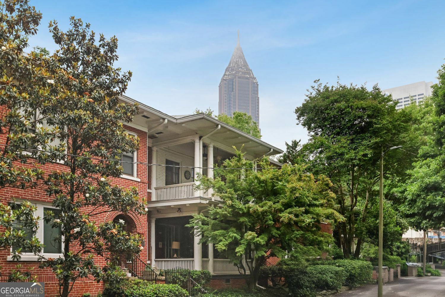 Property Photo: 205 3rd Street Northeast Street NE 4 GA 30308