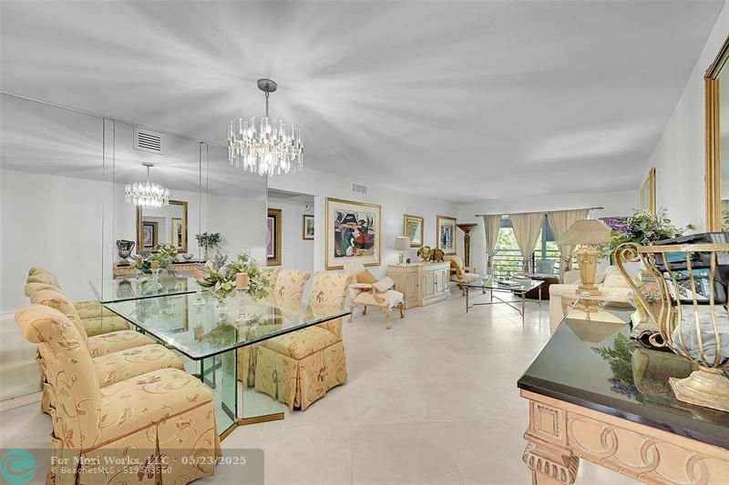 Property Photo: 2804 Victoria Way C3 FL 33066