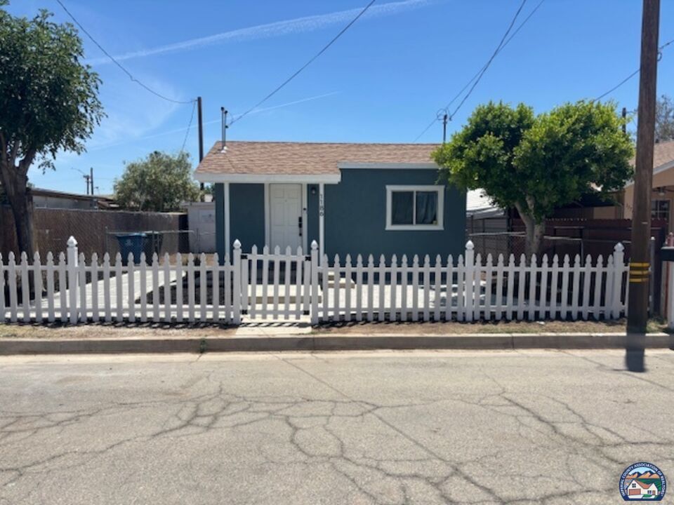 Property Photo: 1186 Peach St CA 92227