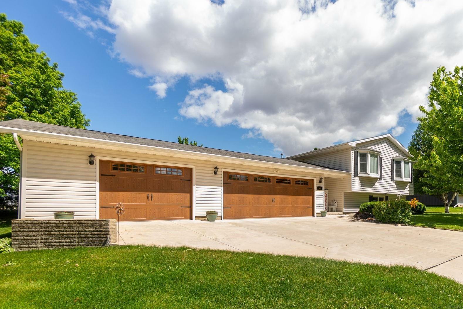 105 Ardis Street  Hudson IA 50643 photo