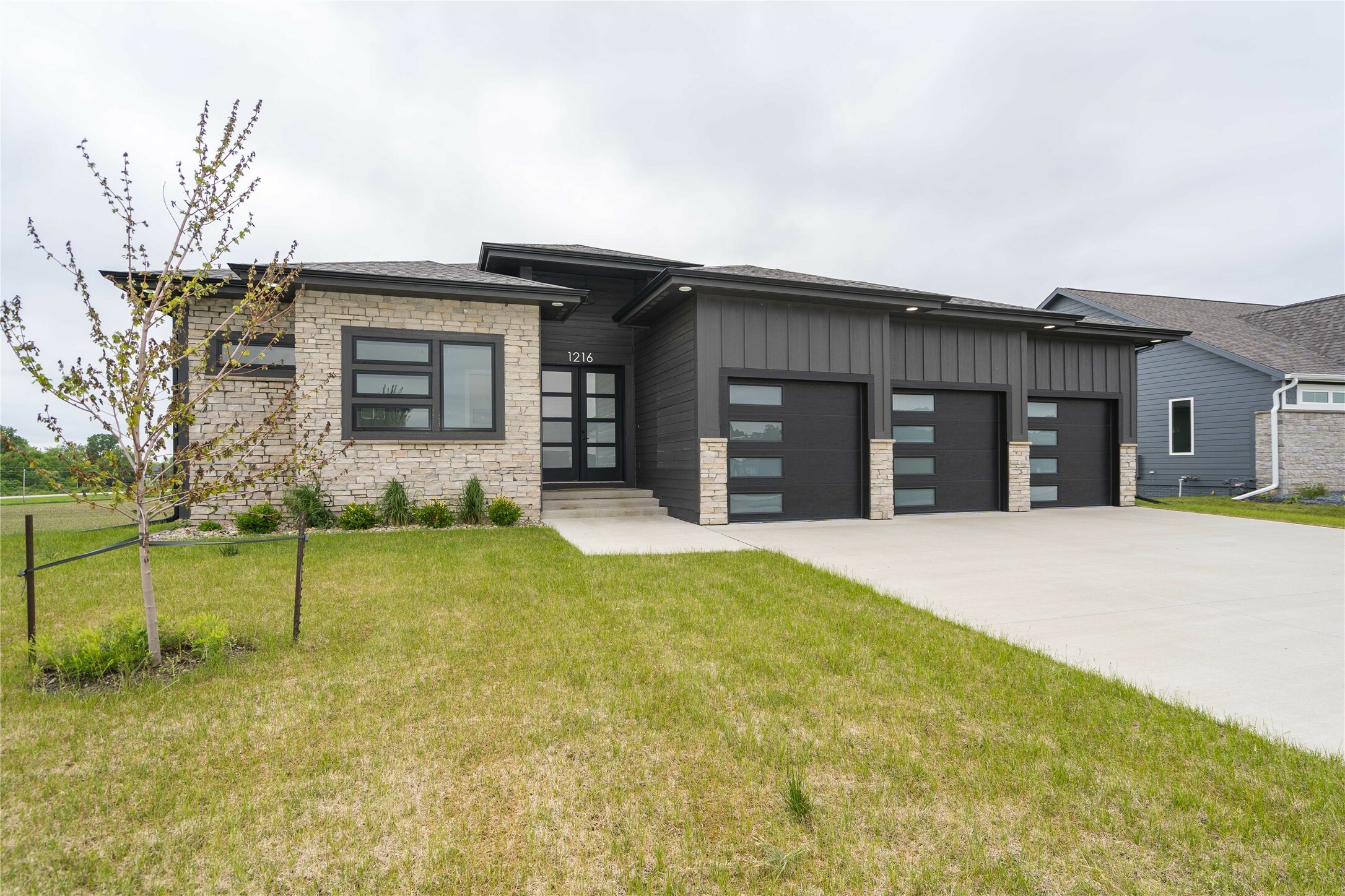 1216 NW Arbor Court  Ankeny IA 50023 photo