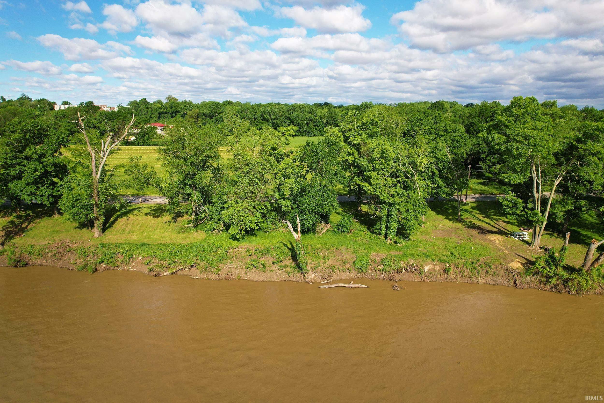 Property Photo:  839 Hydraulic Avenue  IL 62863 