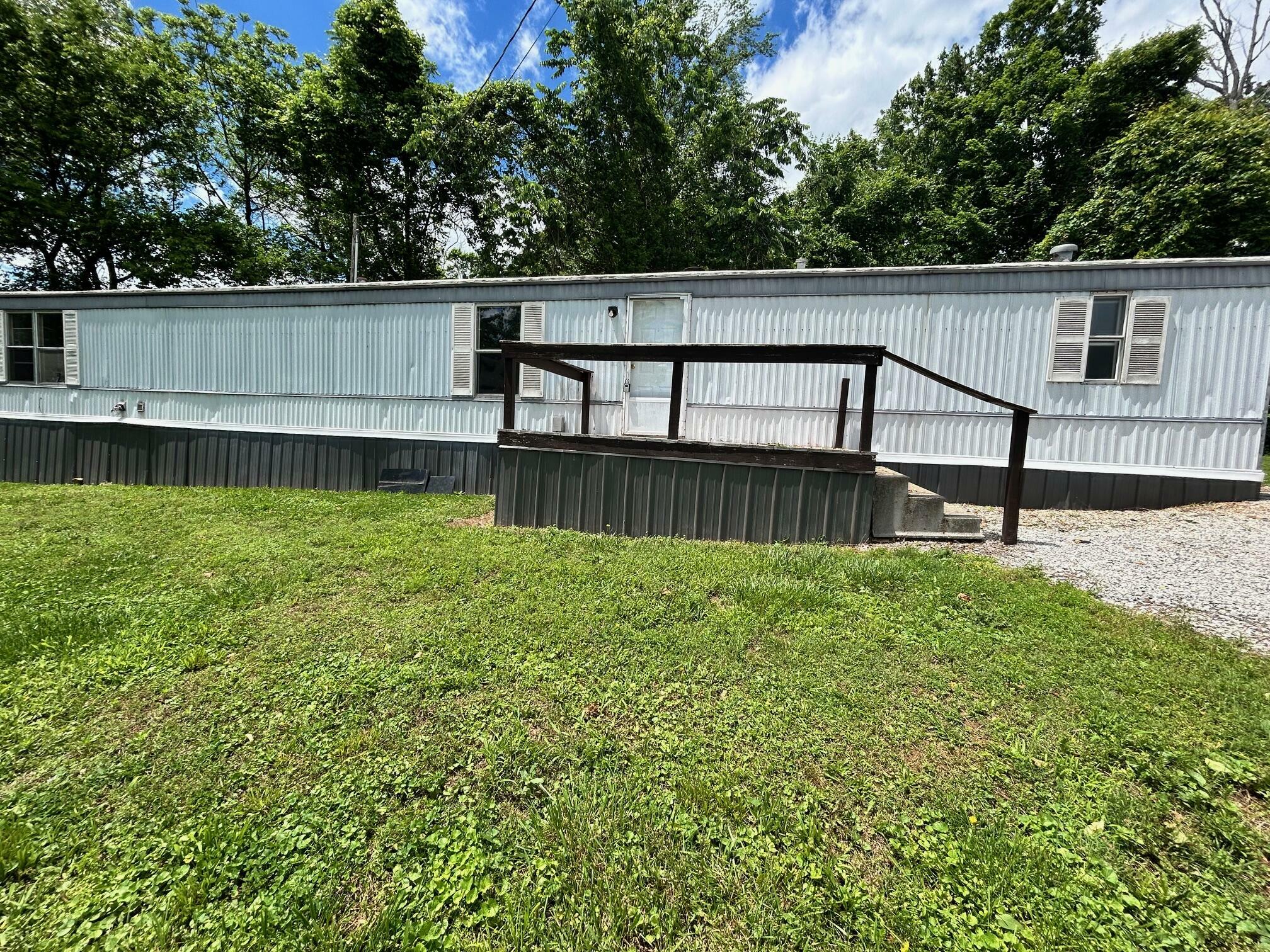 Property Photo: 376 Cumberland Drive KY 42519