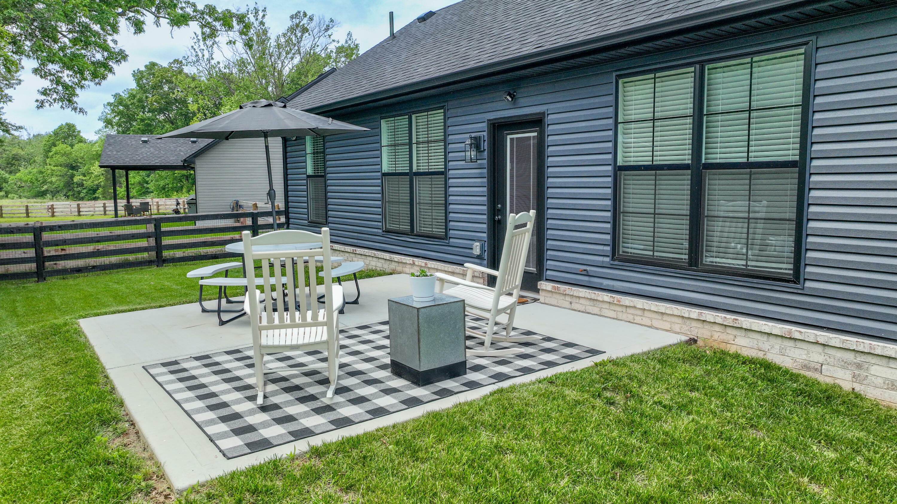 Property Photo:  531 Chickasaw Drive  KY 40475 