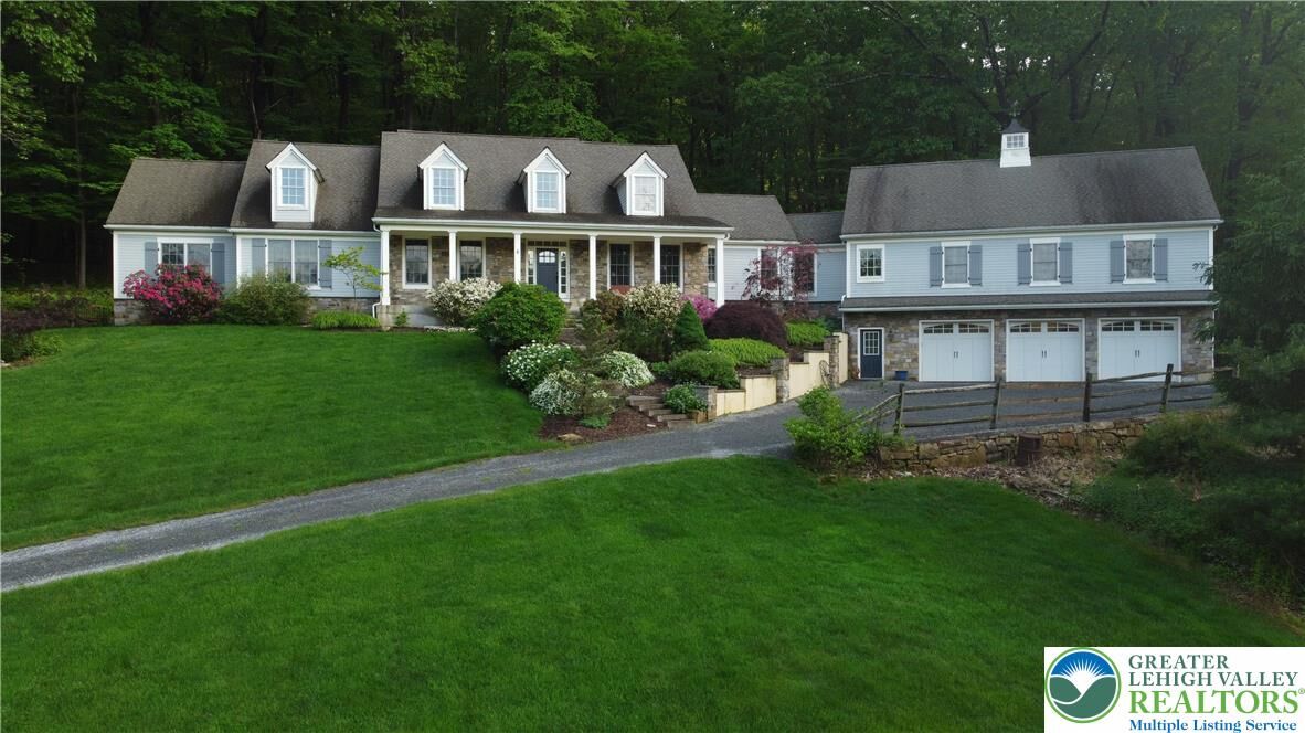 Property Photo:  135 Coffeetown Road  PA 18042