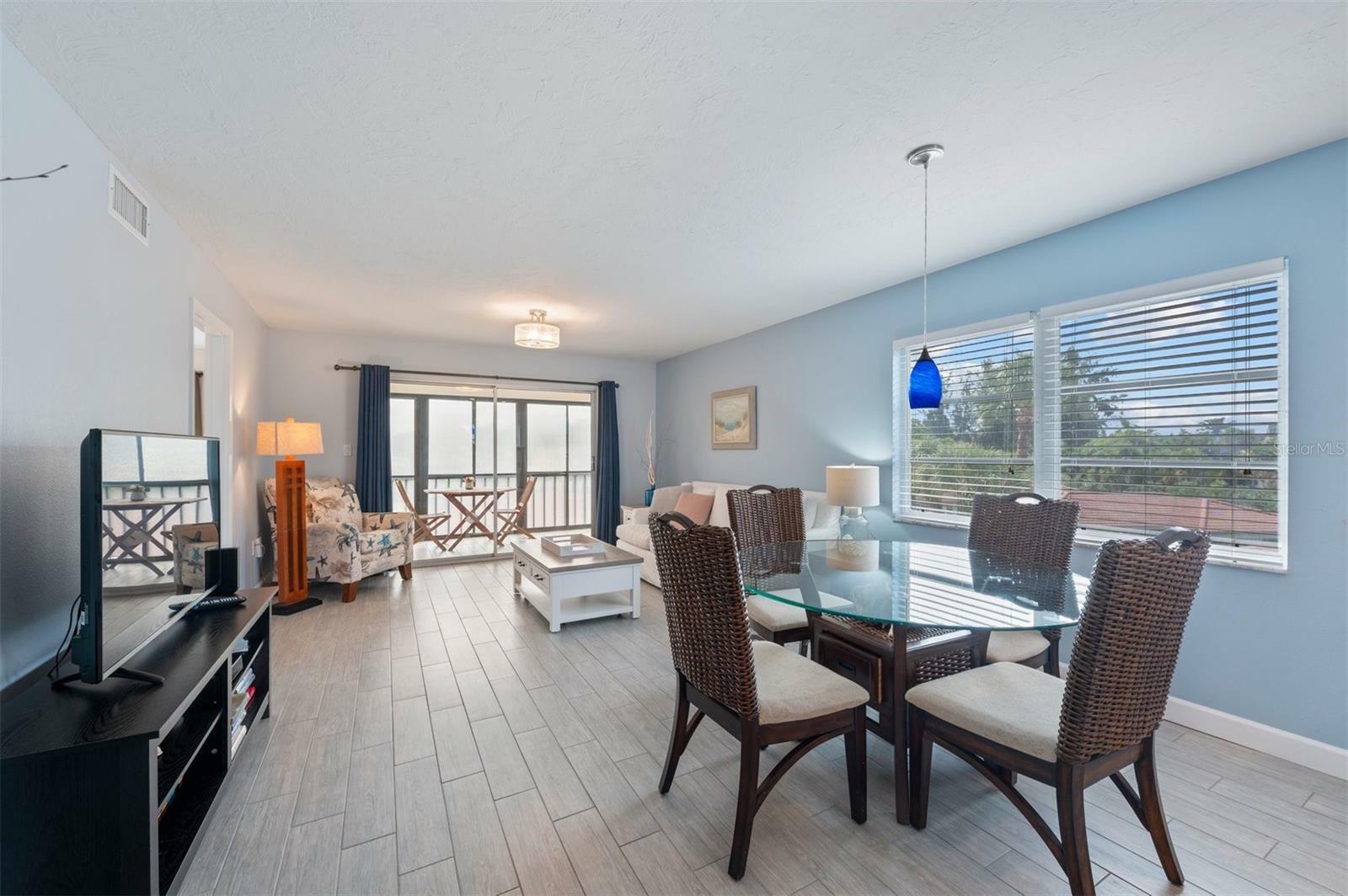 Property Photo: 110 Vista Hermosa Circle 302B FL 34242