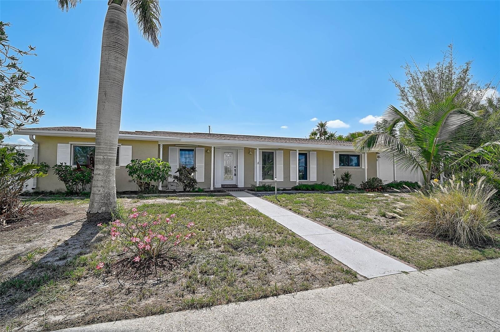 Property Photo: 149 Small Street SE FL 33952