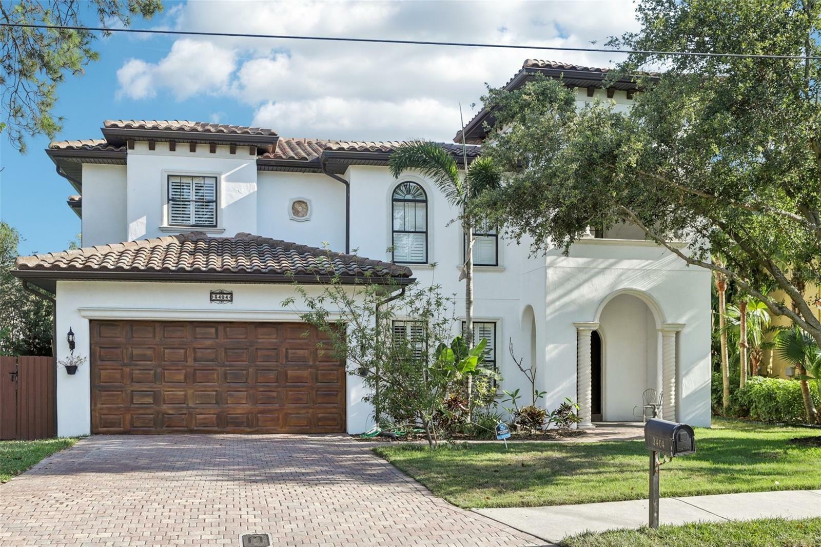 Property Photo: 3404 W Sevilla Street FL 33629