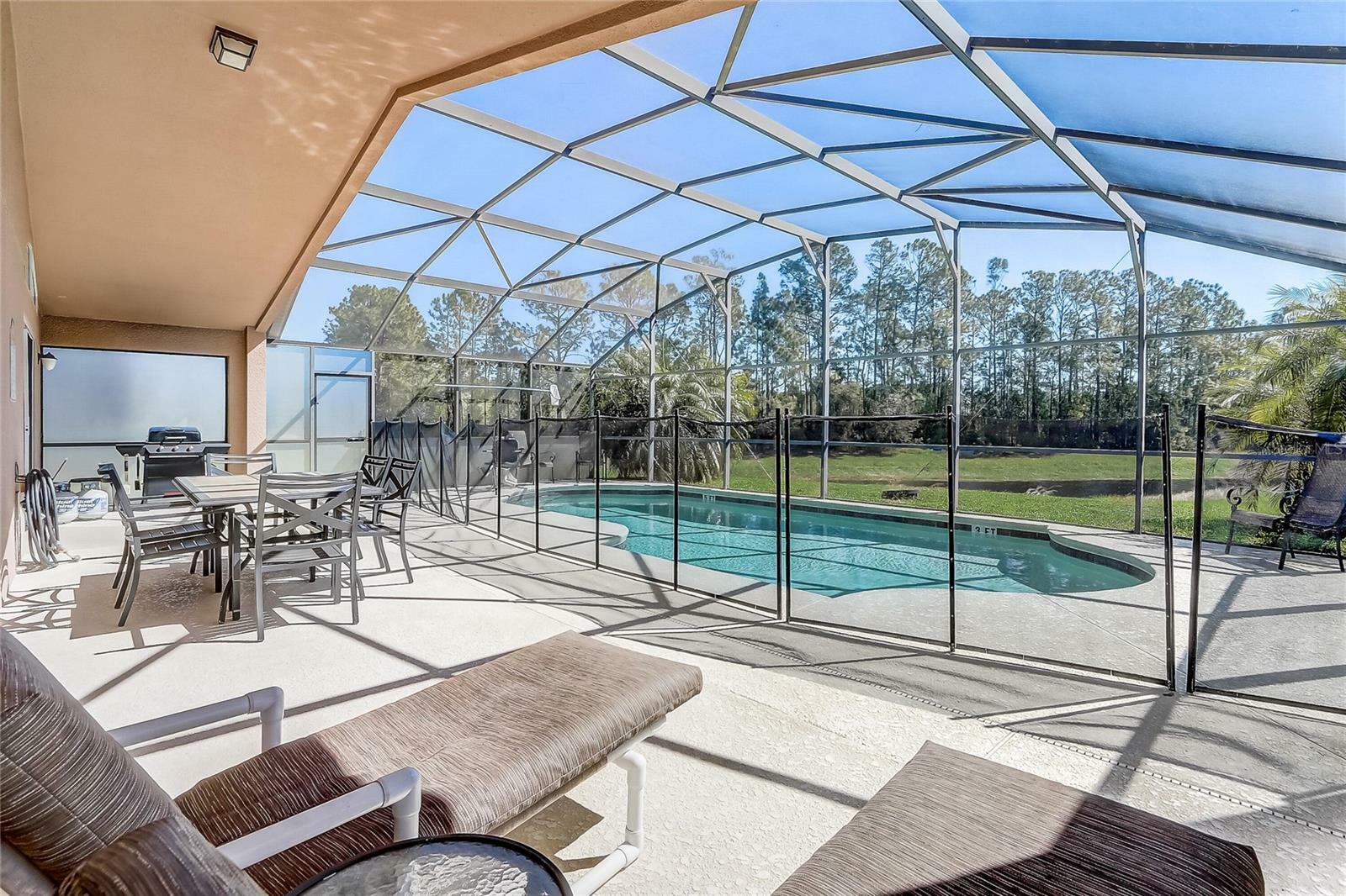 Property Photo: 927 Orange Cosmos Boulevard FL 33837