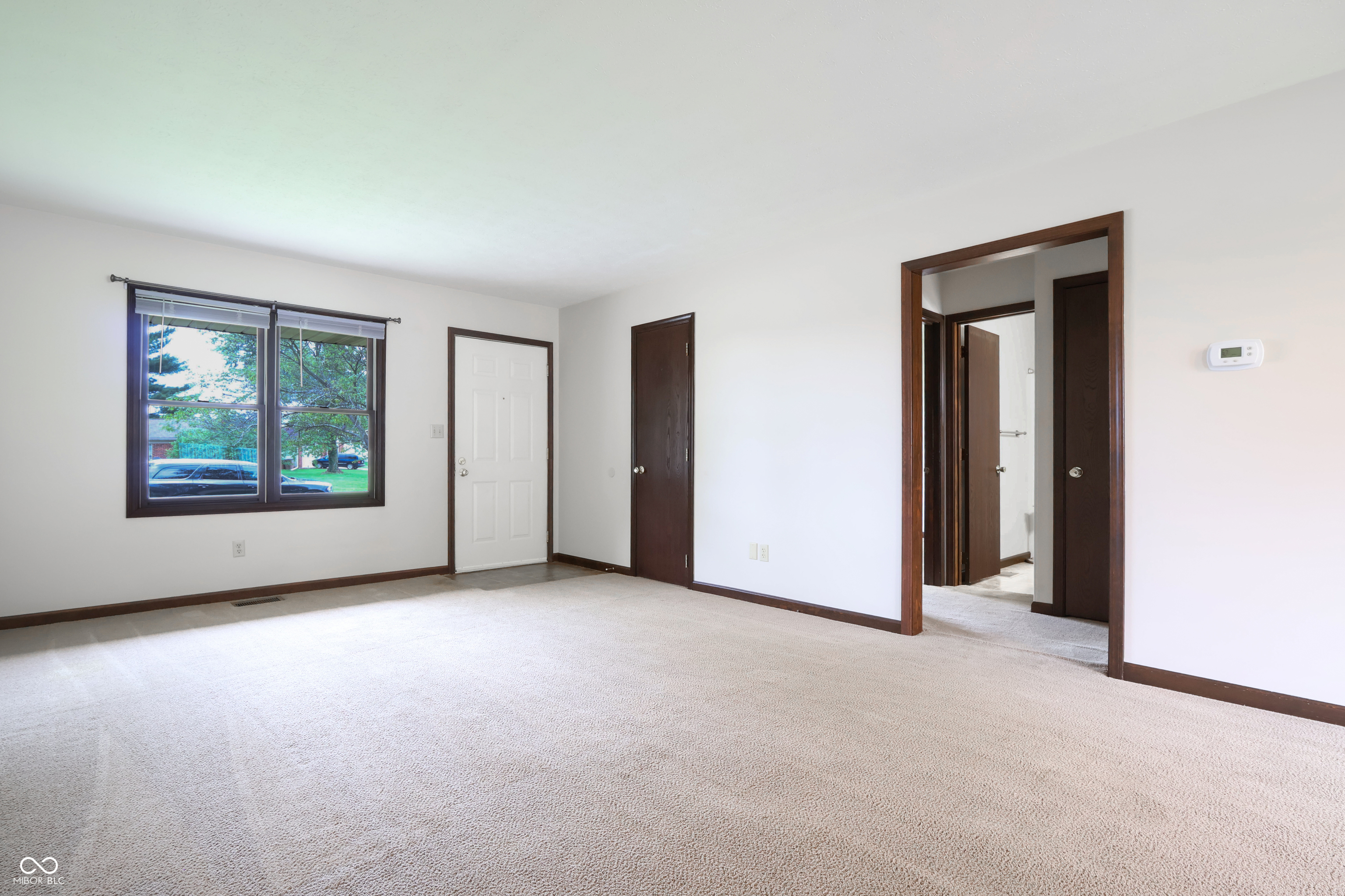 Property Photo: 1367 Brookside Court IN 47201