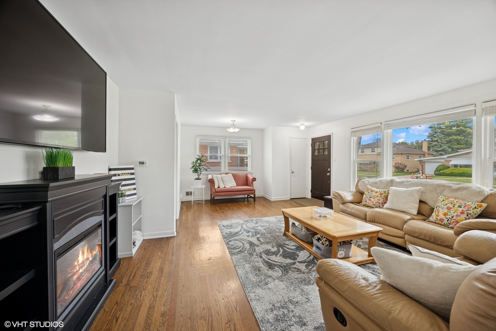Property Photo:  10621 Essex Street  IL 60154 