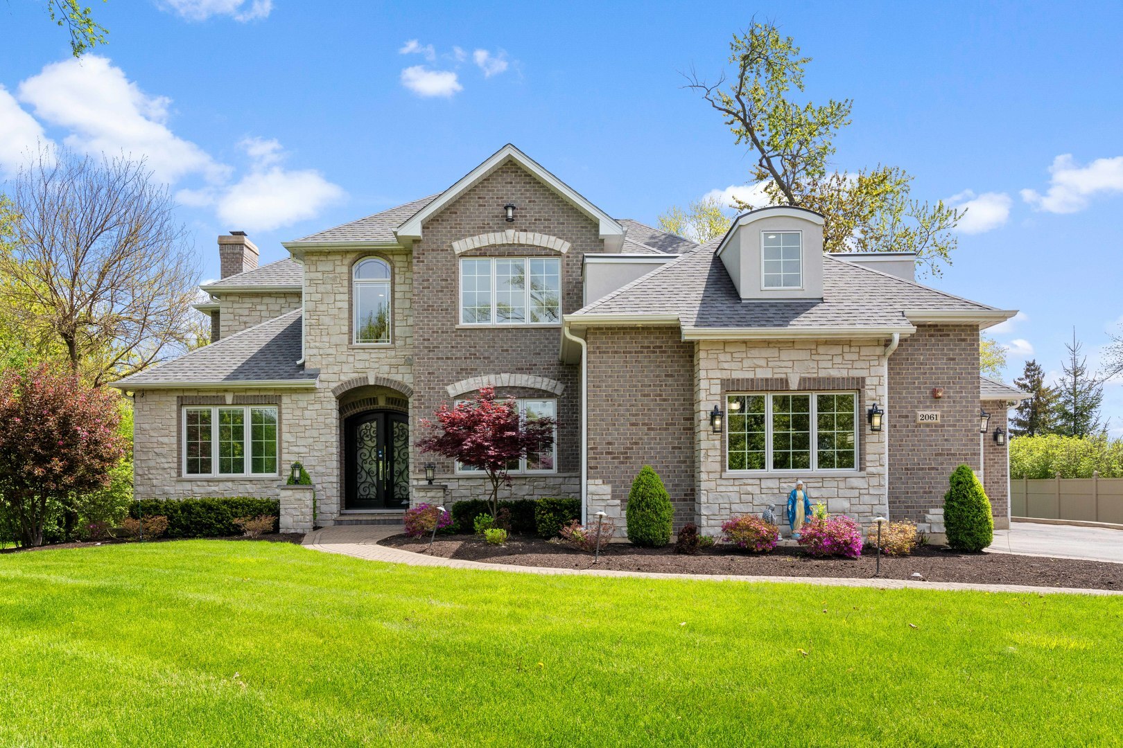2061 2nd Street  Northbrook IL 60062 photo
