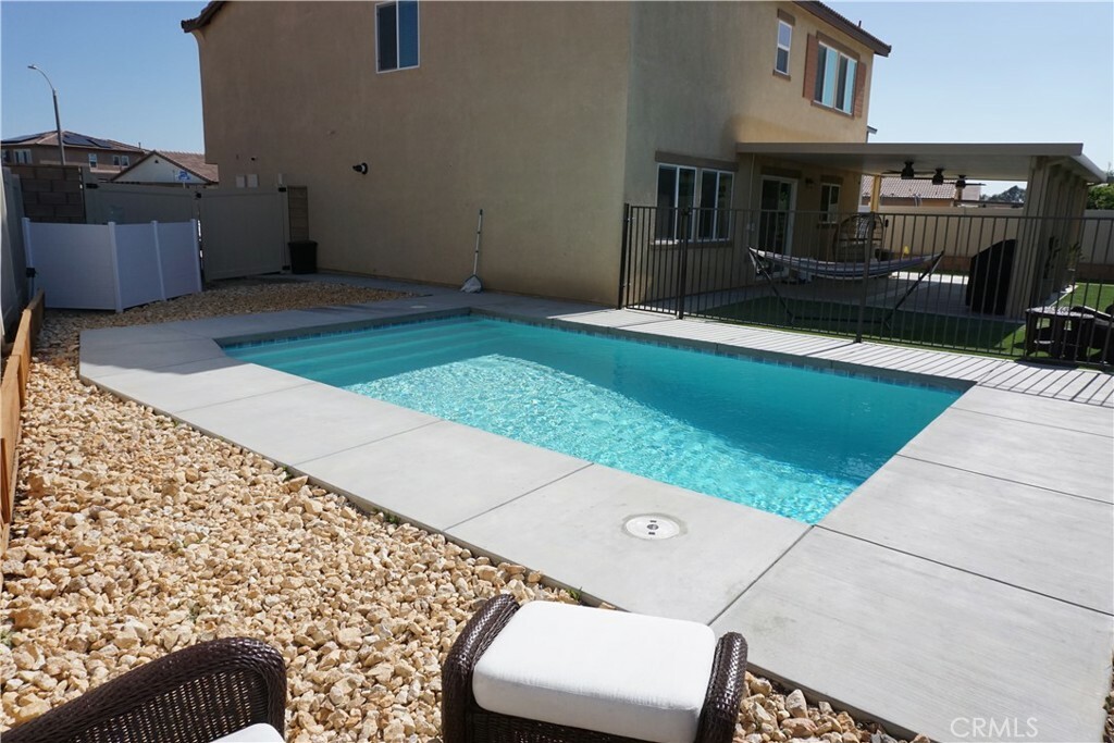Property Photo: 1322 Division Court CA 92543