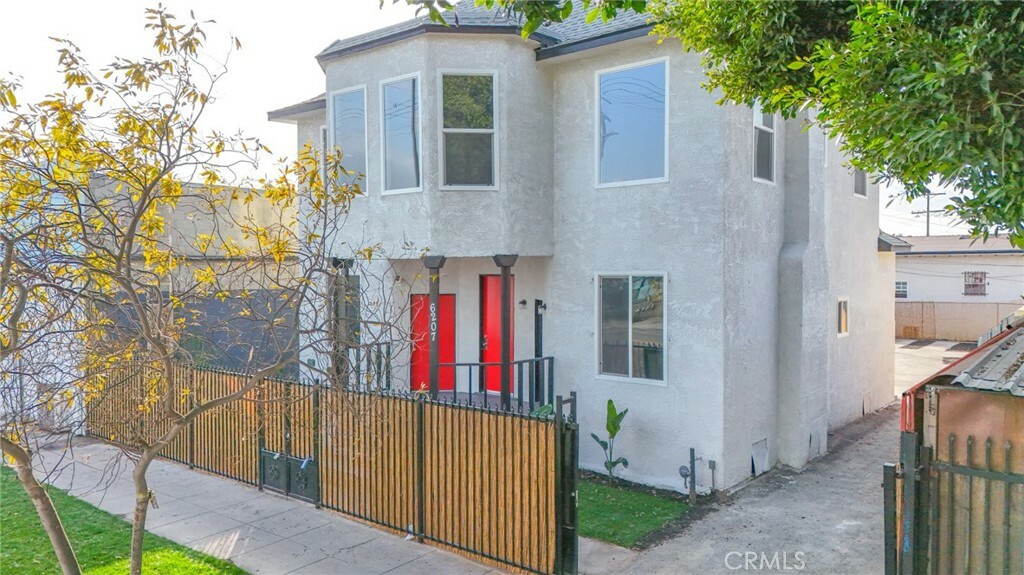 Property Photo: 6207 S Figueroa Street CA 90003